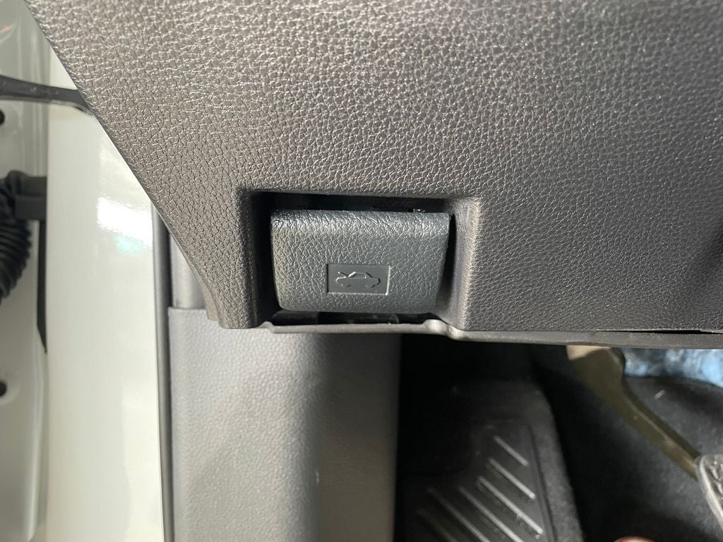 2025 Toyota TUNDRA 4X4 SR