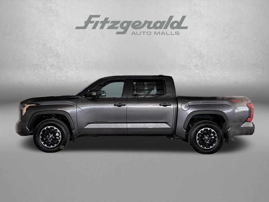 2025 Toyota TUNDRA 4X4 SR5