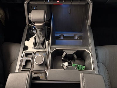 2023 Toyota TUNDRA 4X4 SR5