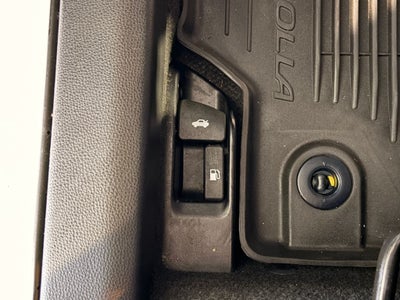 2022 Toyota COROLLA SE Nightshade