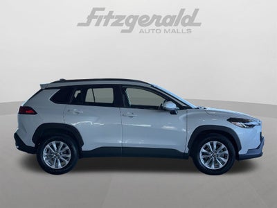 2024 Toyota Corolla Cross LE