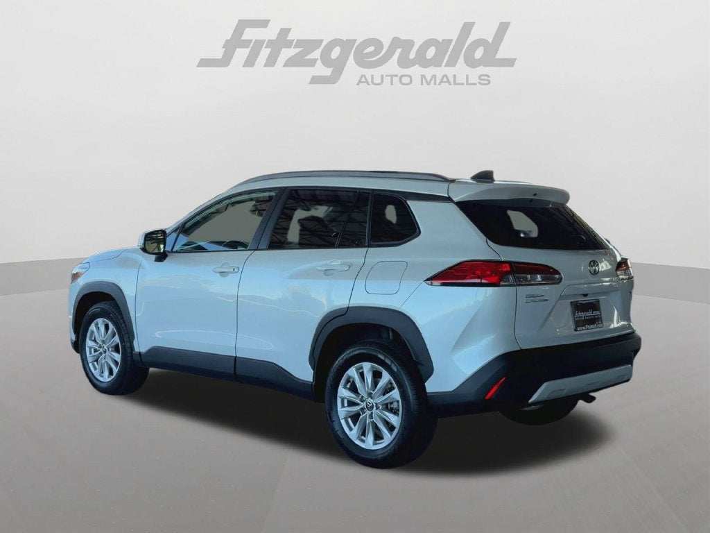 2024 Toyota Corolla Cross LE