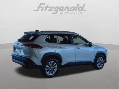 2024 Toyota Corolla Cross LE
