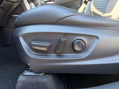 2023 Toyota Corolla Cross Hybrid XSE