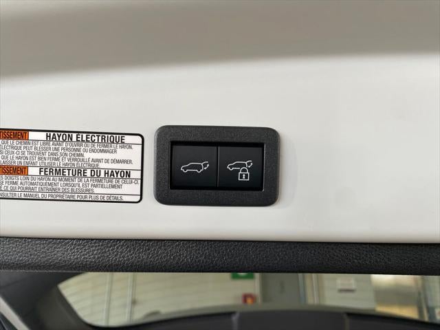 2024 Toyota COROLLA CROSS HV Hybrid XSE