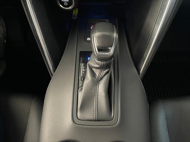 2024 Toyota VENZA LE