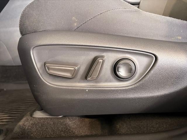 2024 Toyota Venza LE