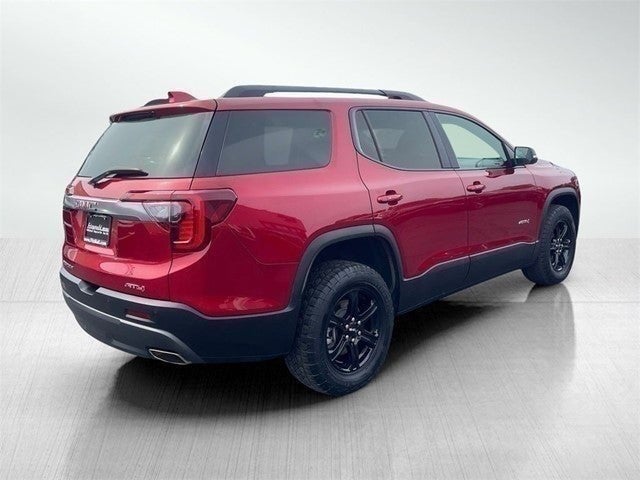 2022 GMC Acadia AT4