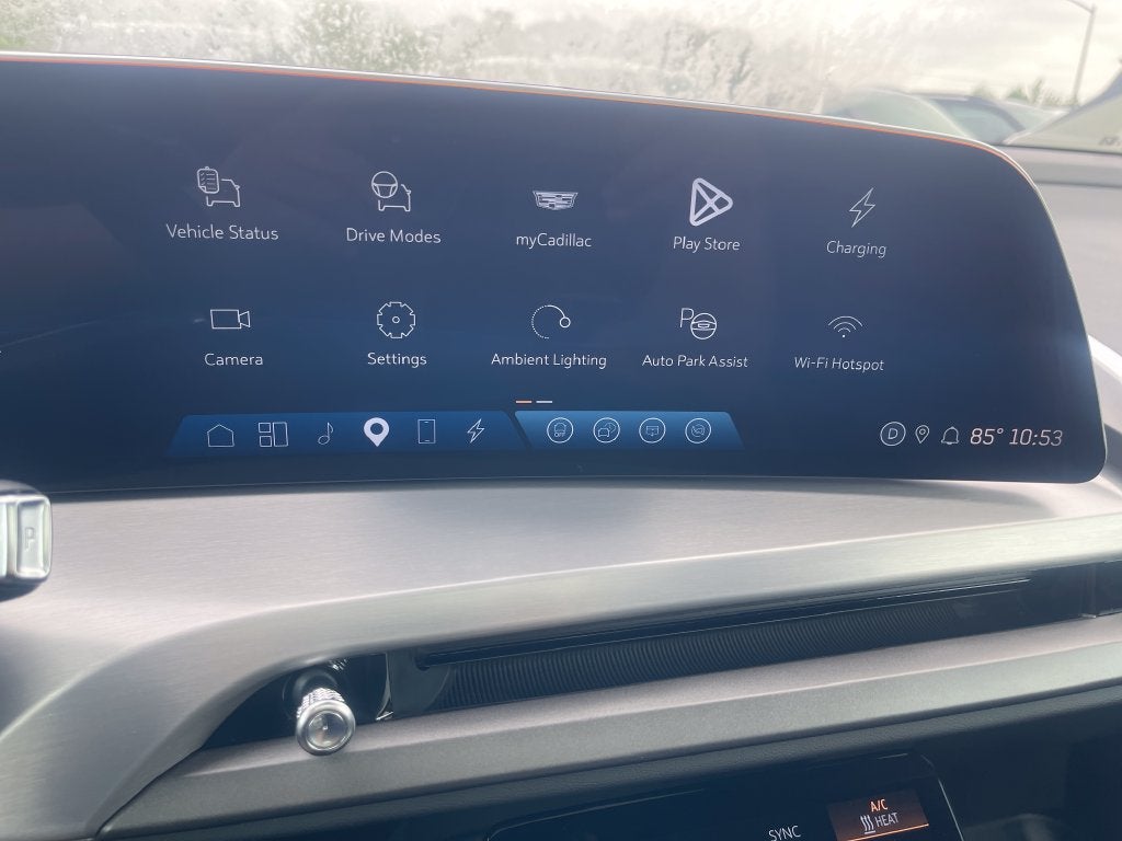 2026 Cadillac VISTIQ Sport