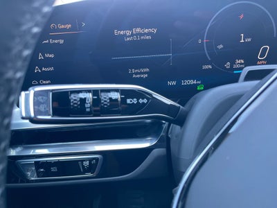 2025 Cadillac LYRIQ Luxury