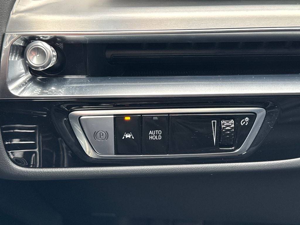 2025 Cadillac LYRIQ Luxury