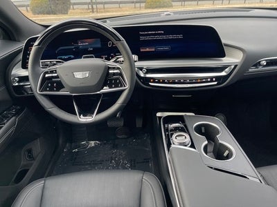 2025 Cadillac LYRIQ Sport