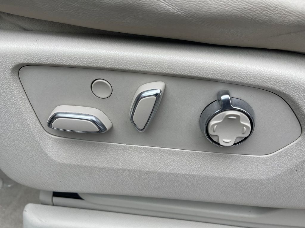 2021 Cadillac Escalade ESV Premium Luxury Platinum