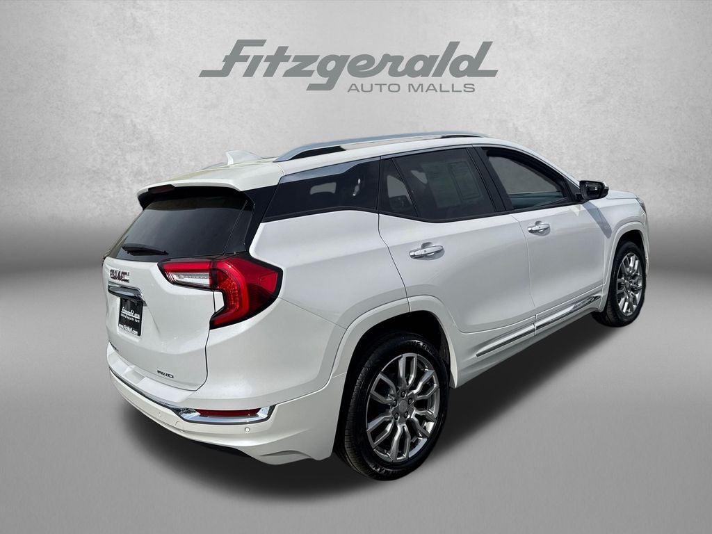 2023 GMC Terrain Denali