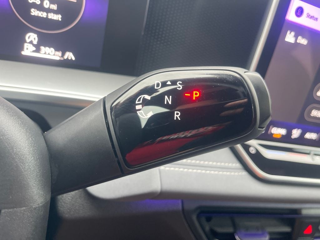 2025 Volkswagen Tiguan 2.0T SE R-Line Black