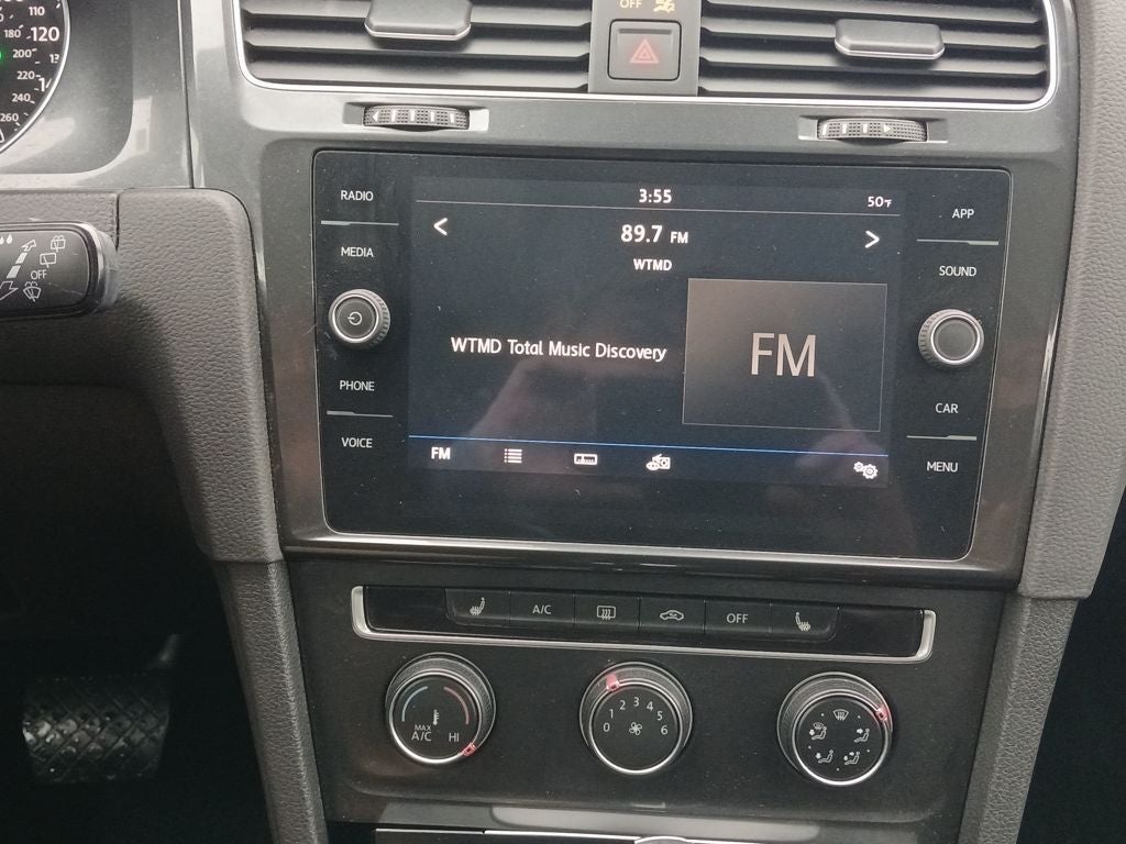 2019 Volkswagen Golf SportWagen SE