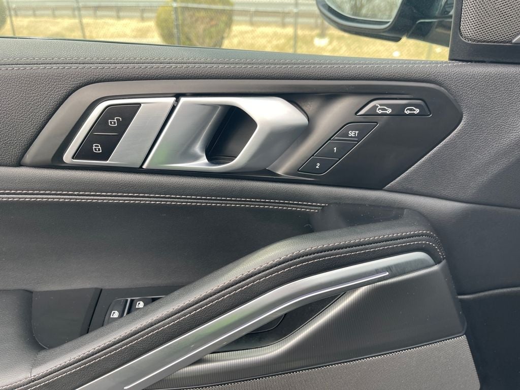 2023 BMW X6 xDrive40i