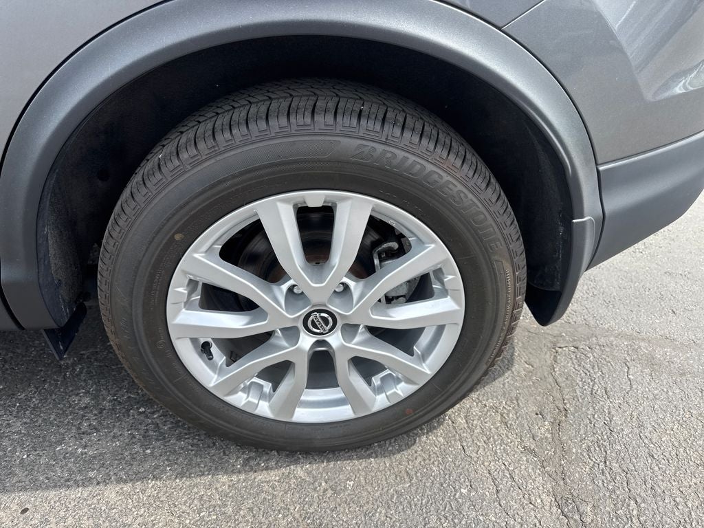 2022 Nissan Rogue Sport S