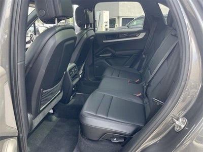2024 Porsche Cayenne Base