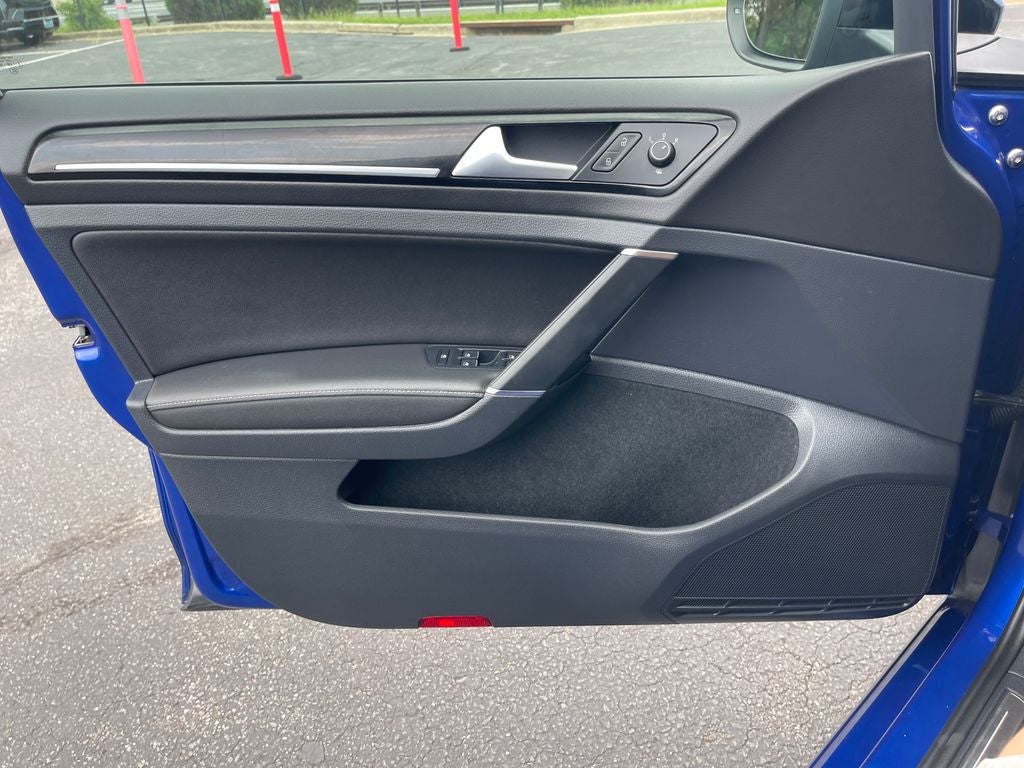 2018 Volkswagen Golf R DCC & Navigation 4Motion