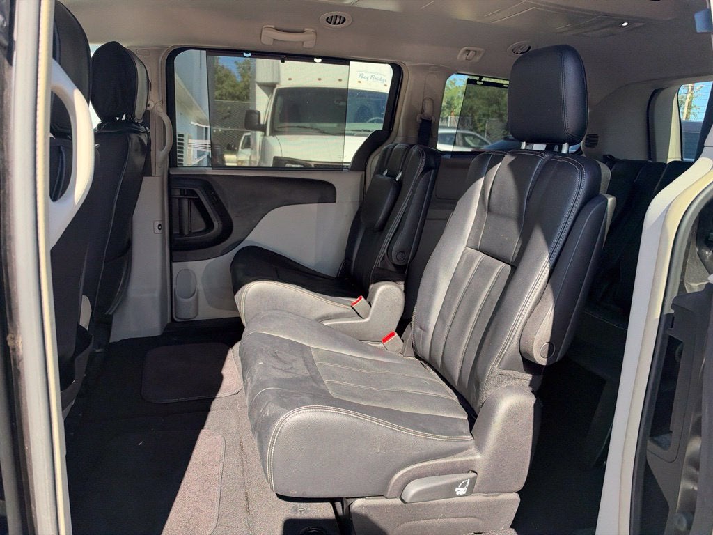 2015 Chrysler Town & Country Touring