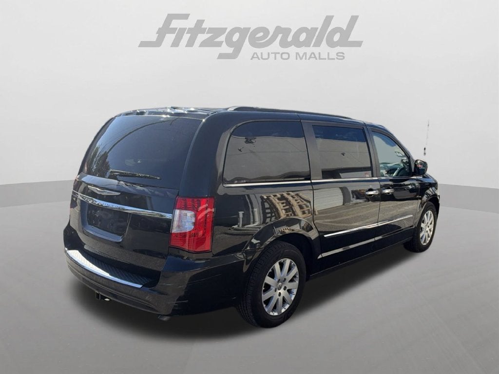 2015 Chrysler Town & Country Touring