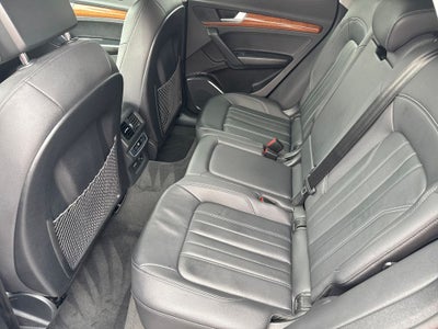 2022 Audi Q5 45 S line Premium quattro