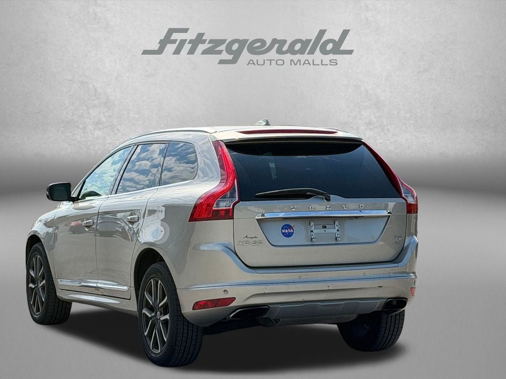 2016 Volvo XC60 T5 Platinum
