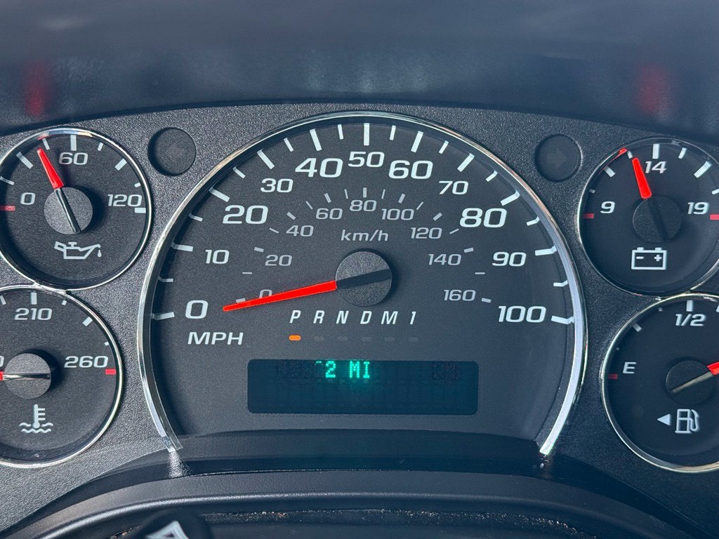 2025 Chevrolet Express LT Passenger