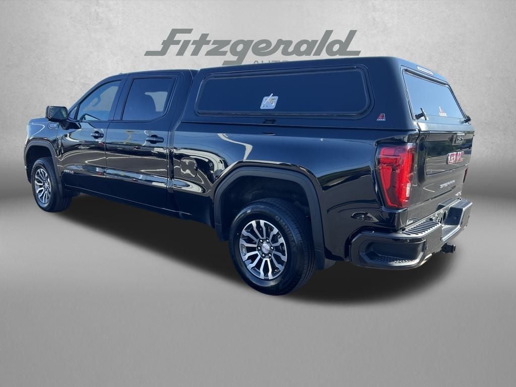 2023 GMC Sierra AT4