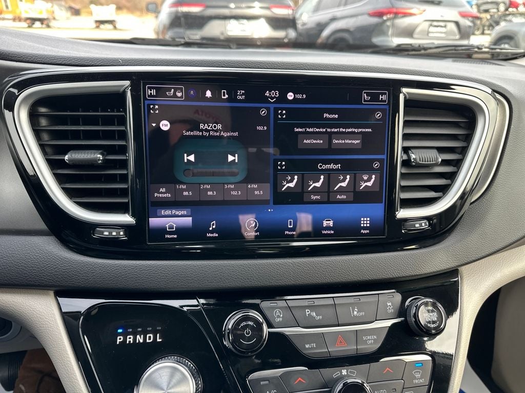 2024 Chrysler Pacifica Touring L