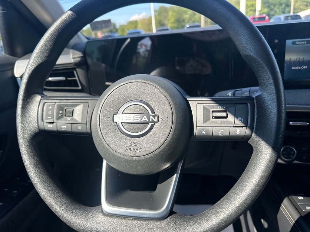 2025 Nissan Kicks MPV SV