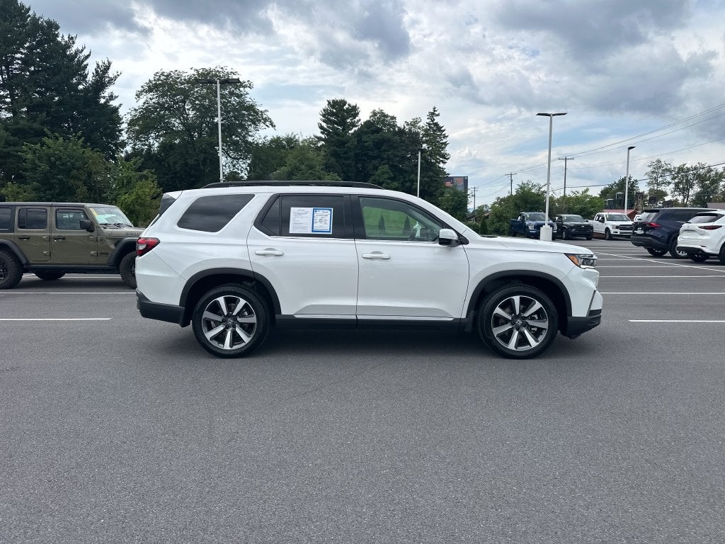 2025 Honda Pilot Touring