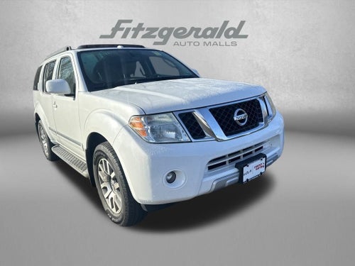2012 Nissan Pathfinder LE