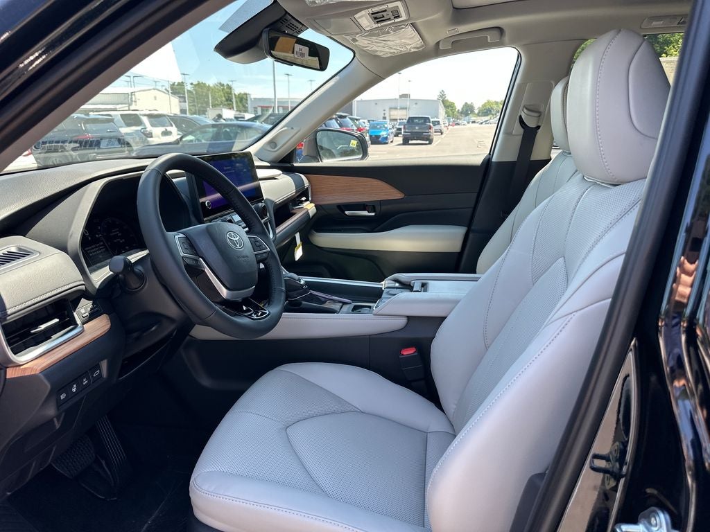 2026 Toyota Grand Highlander Hybrid Limited