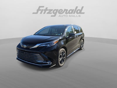 2026 Toyota Sienna Platinum 7 Passenger