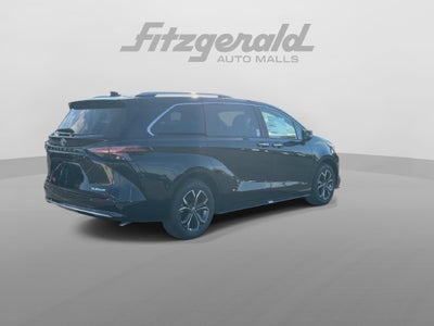 2026 Toyota Sienna Platinum 7 Passenger