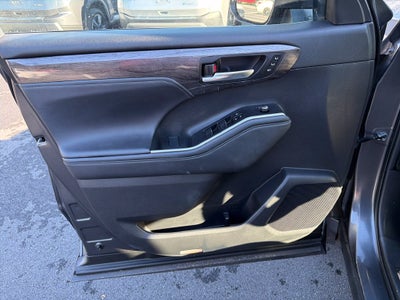 2024 Toyota Highlander Platinum