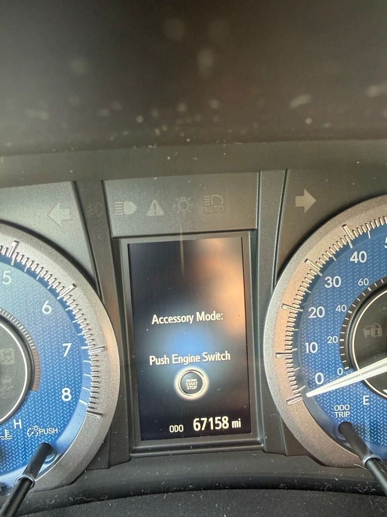 2017 Toyota SIENNA XLE 3.5L XLE 8 Passenger