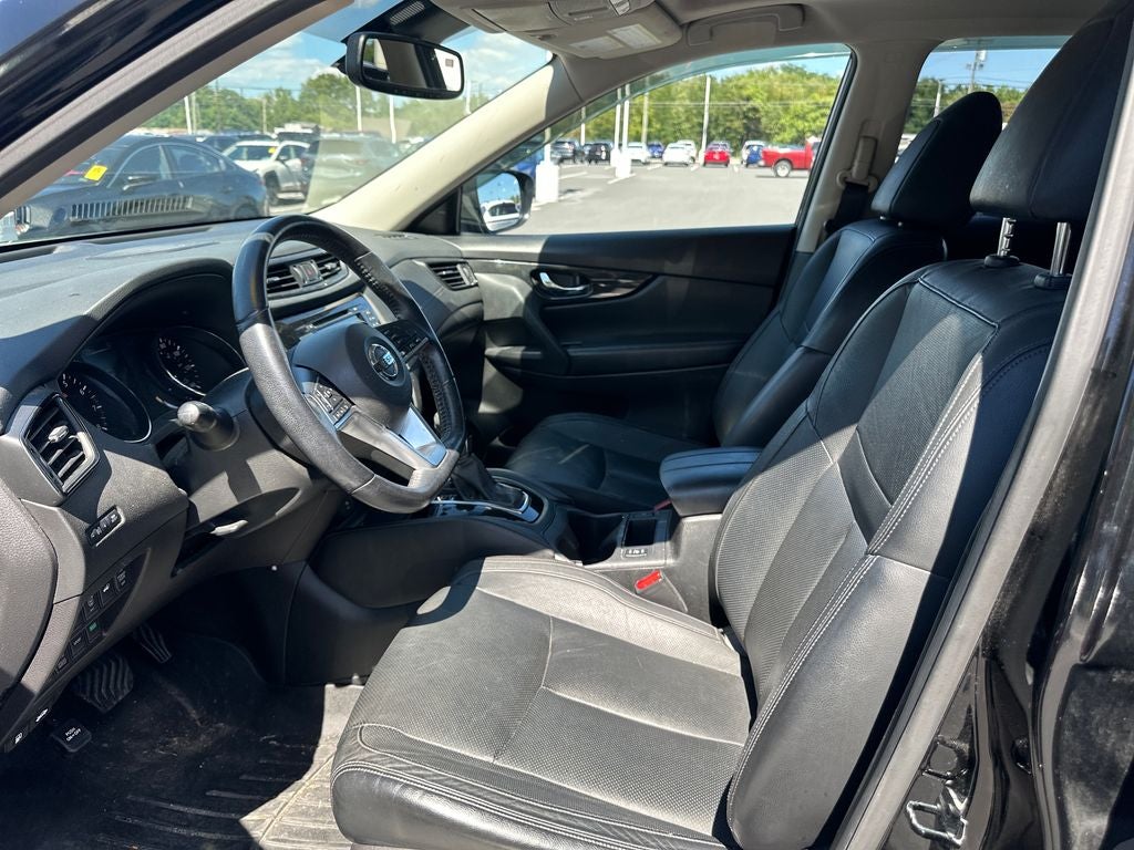 2017 Nissan Rogue SL