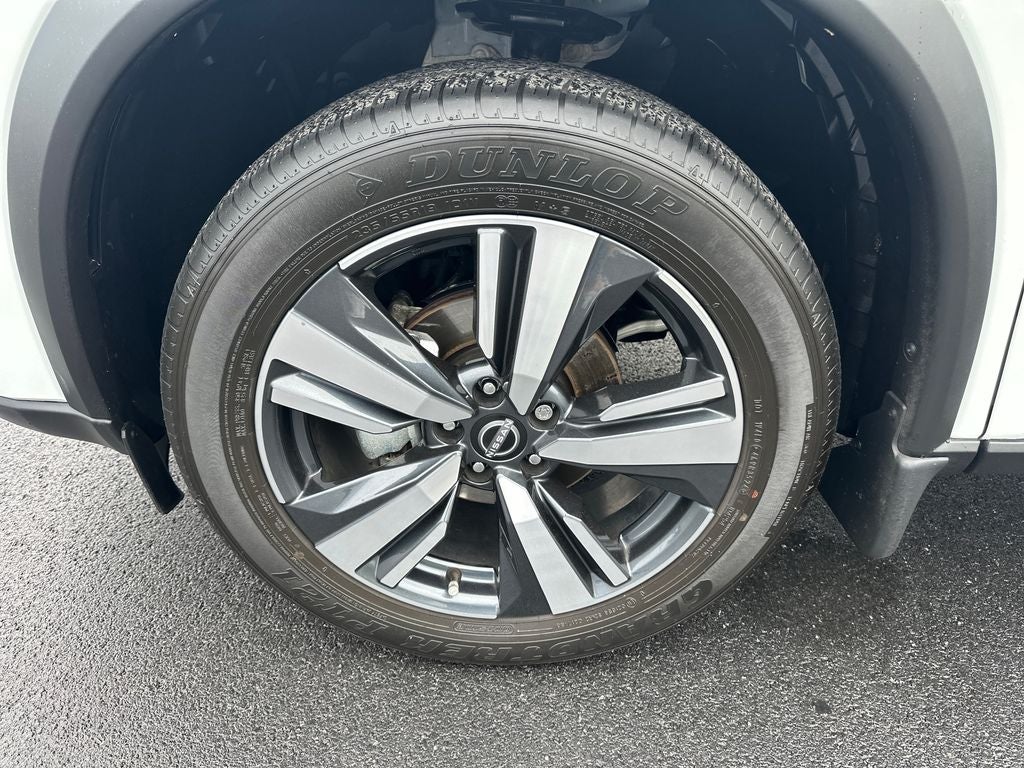 2025 Nissan Rogue SL