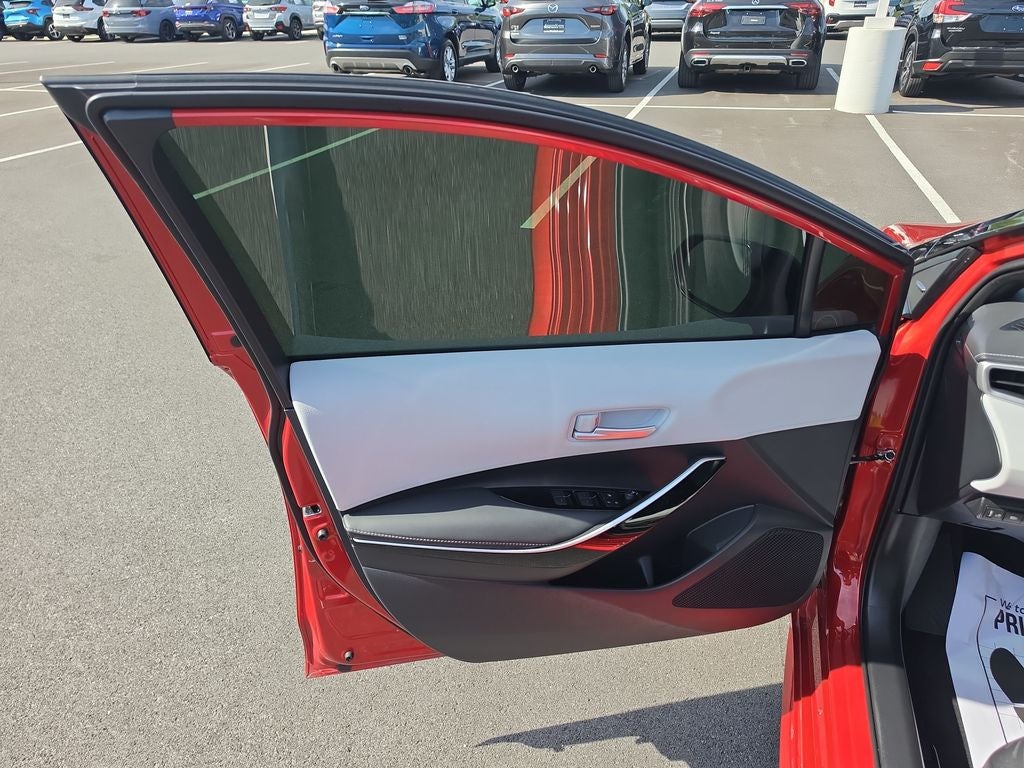 2025 Toyota COROLLA HATCHBACK XSE