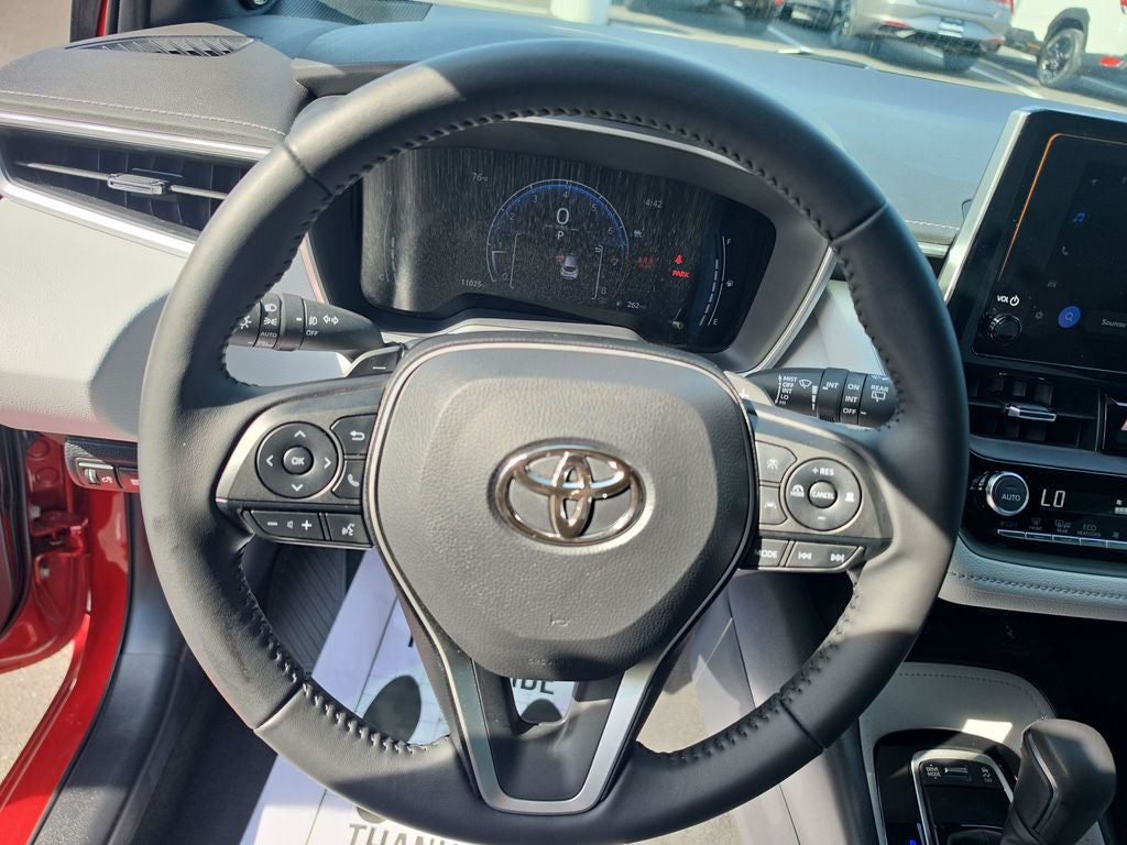 2025 Toyota COROLLA HATCHBACK XSE