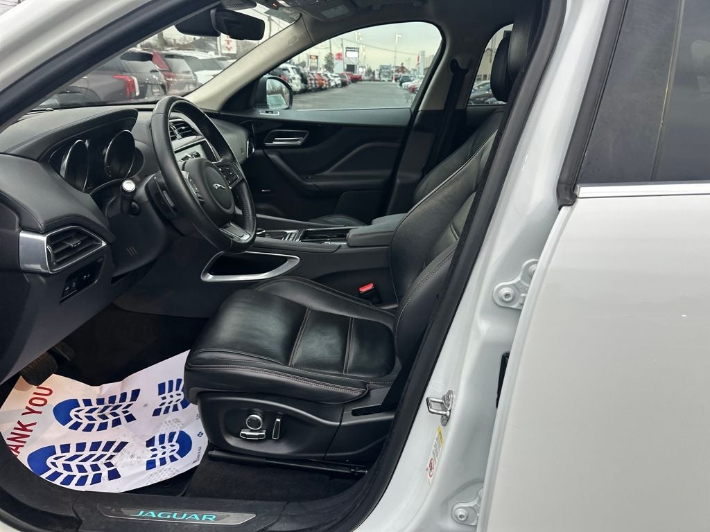 2020 Jaguar F-PACE 30t Prestige