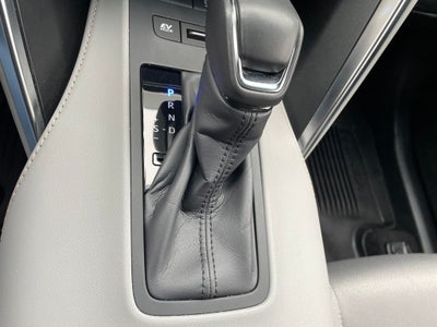 2024 Toyota Venza LE