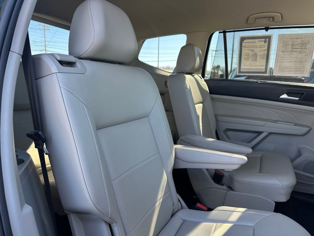 2023 Volkswagen Atlas 3.6L V6 SE w/Technology