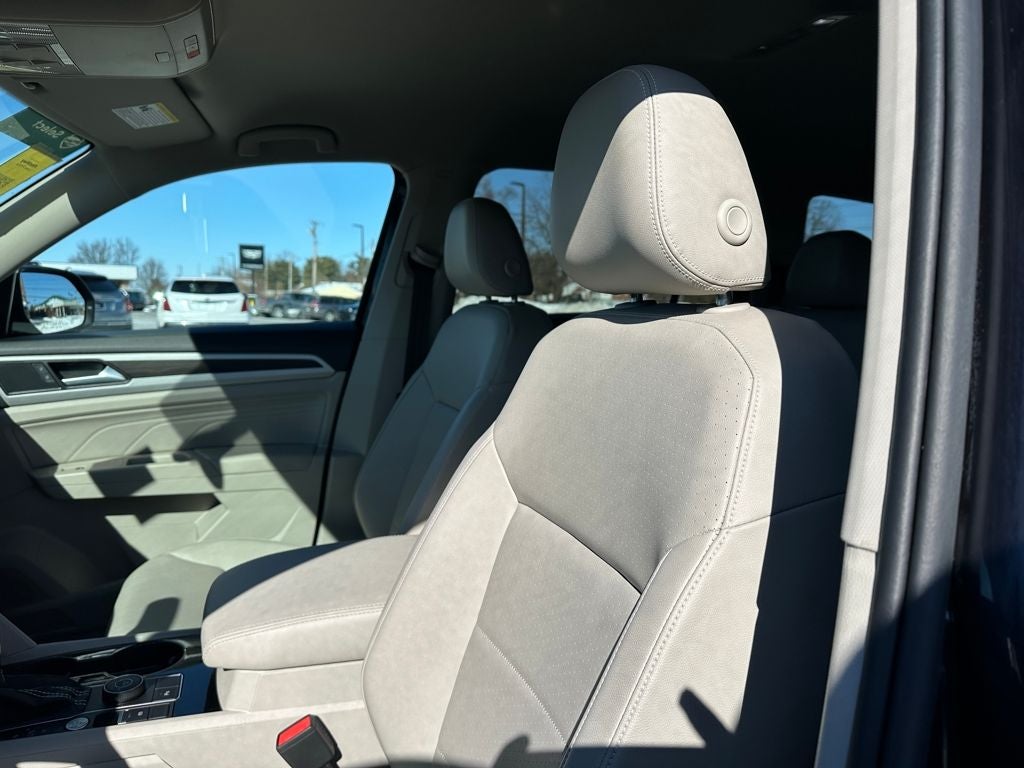 2023 Volkswagen Atlas 3.6L V6 SE w/Technology