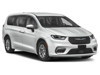 2024 Chrysler Pacifica Touring