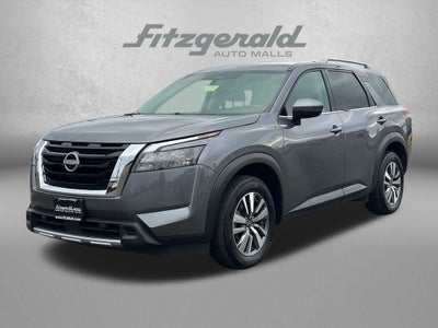 2025 Nissan Pathfinder SL 4WD