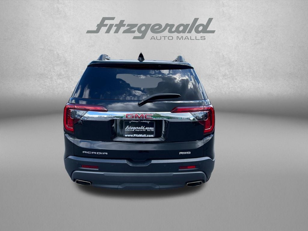 2021 GMC Acadia AT4